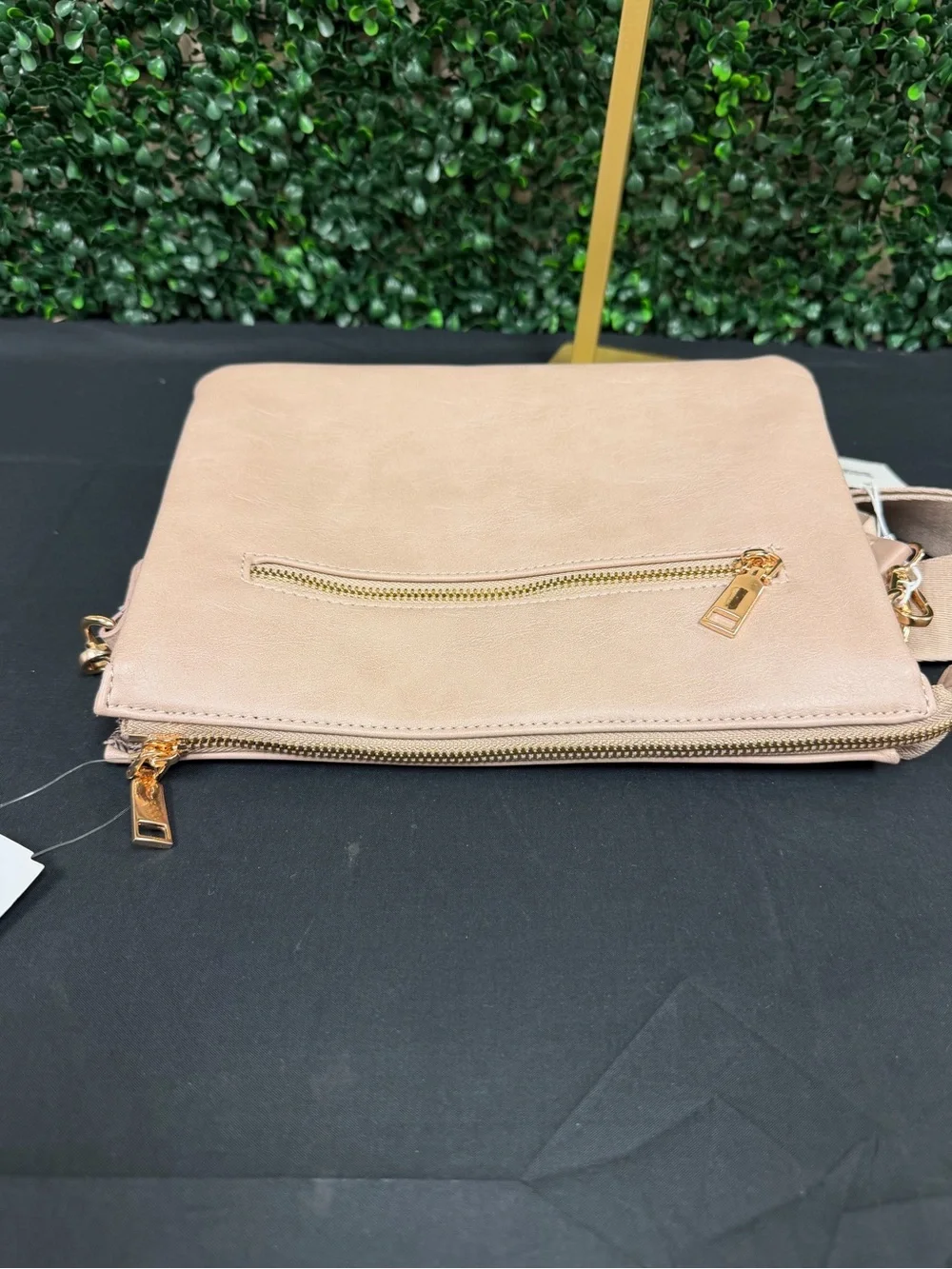 Urban Expressions Maeve Crossbody Bag